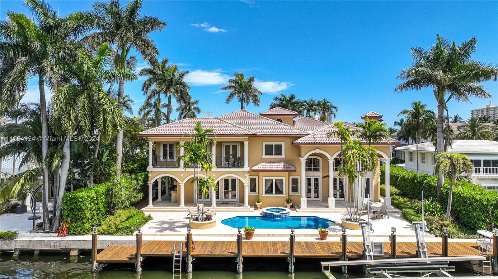 FIRST TIME ON THE MARKET.Beautiful waterfront Mediterranean Villa with 100ft of ocean access.Located in the prestigious island of Royal Palm Dr.high quality construction.7BD and 6/1BA.30ft High ceiling with ample natural light throughout creates a warm atmosphere.great floor plan.spacious Master bedroom with panoramic balcony waterview.Master bath with steam shower.Stunning living room with grand fireplace overlooking the pool and canal.Oversize family room & kitchen.Elegant entrance with impressive staircase
3 cars garage.Impact windows & doors.Lighting controls system.Great outdoor area.saltwater pool/spa.15,000 lbs boat Lift.wide/deeper canal on Las Olas islands.Private security patrol.Walk to Las Olas restaurants & upscale shopping.underground utilities,natural gas & higher elevations