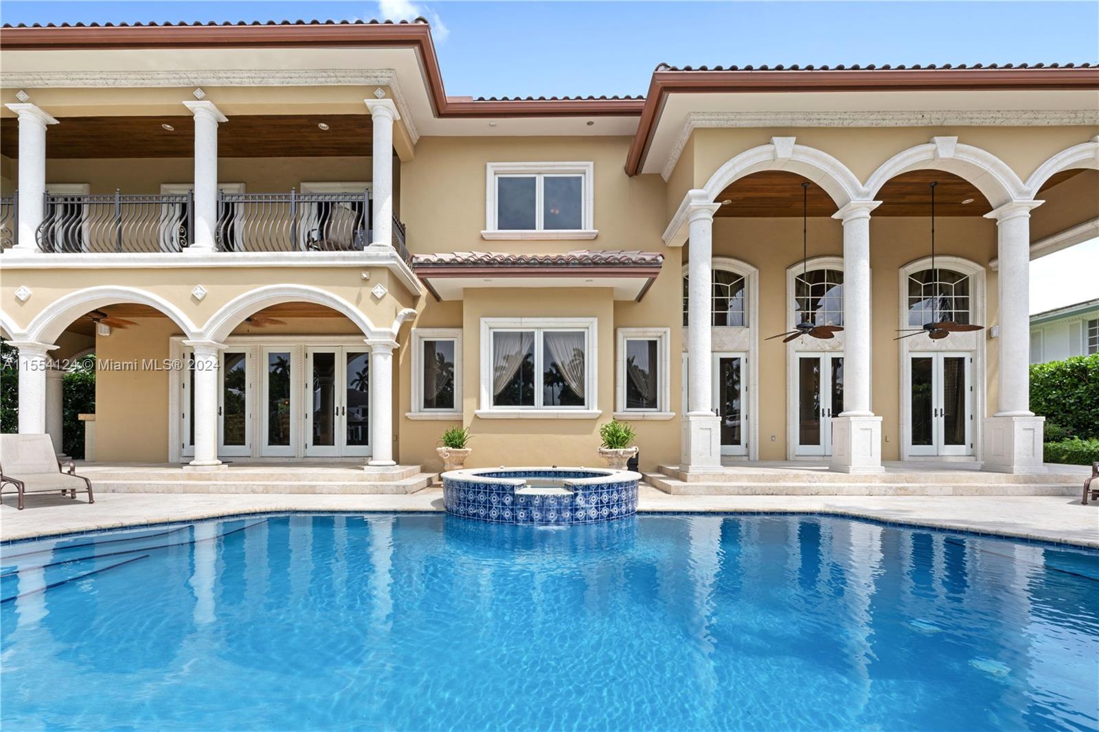 67 Royal Palm Dr, Fort Lauderdale, Florida 33301, 7 Bedrooms Bedrooms, ,6 BathroomsBathrooms,Residential,For Sale,67 Royal Palm Dr,A11554124