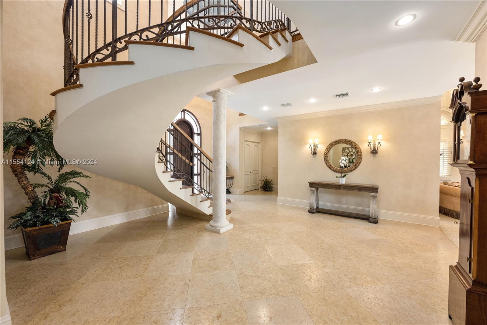 67 Royal Palm Dr, Fort Lauderdale, Florida 33301, 7 Bedrooms Bedrooms, ,6 BathroomsBathrooms,Residential,For Sale,67 Royal Palm Dr,A11554124