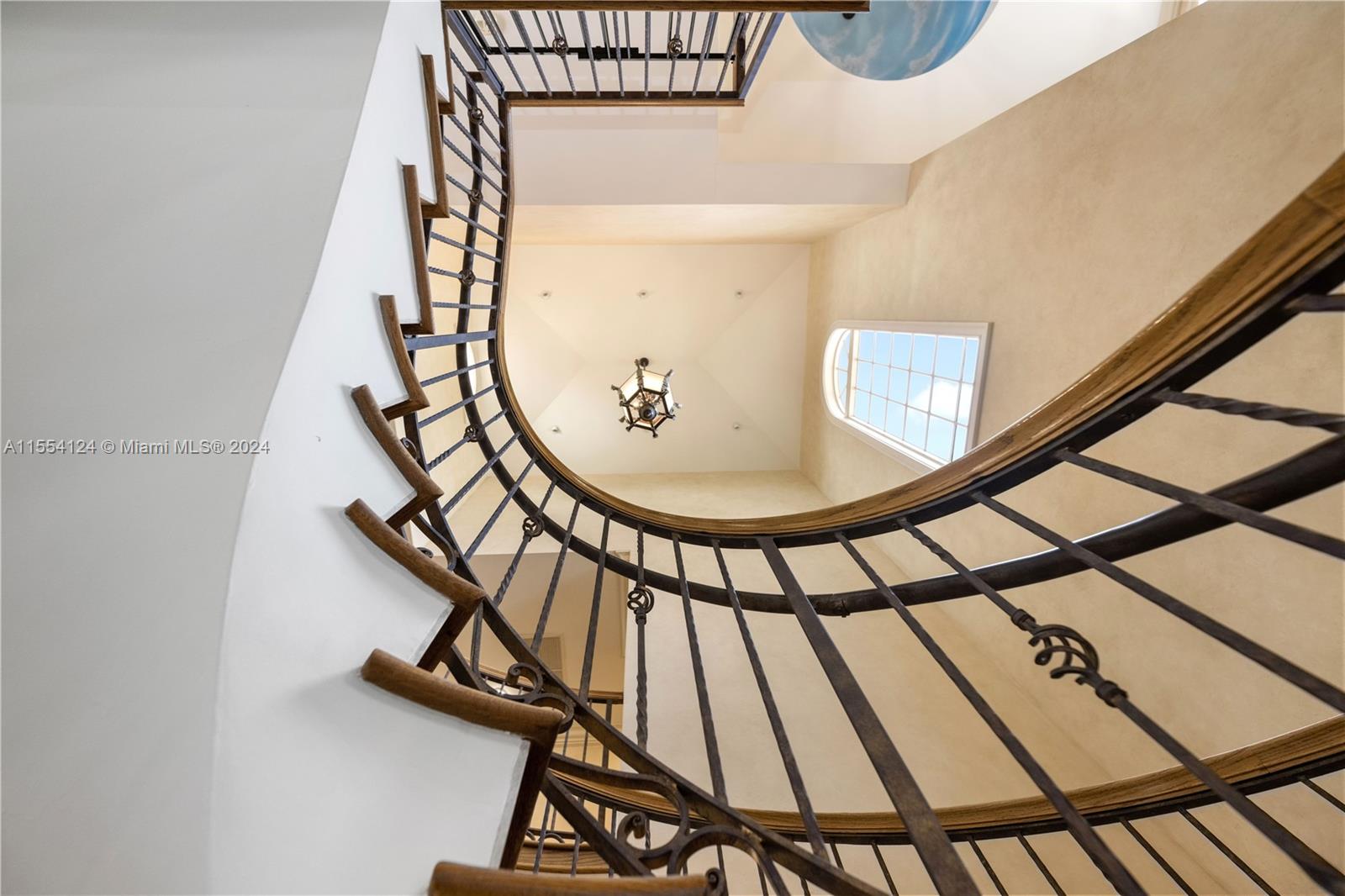 67 Royal Palm Dr, Fort Lauderdale, Florida 33301, 7 Bedrooms Bedrooms, ,6 BathroomsBathrooms,Residential,For Sale,67 Royal Palm Dr,A11554124