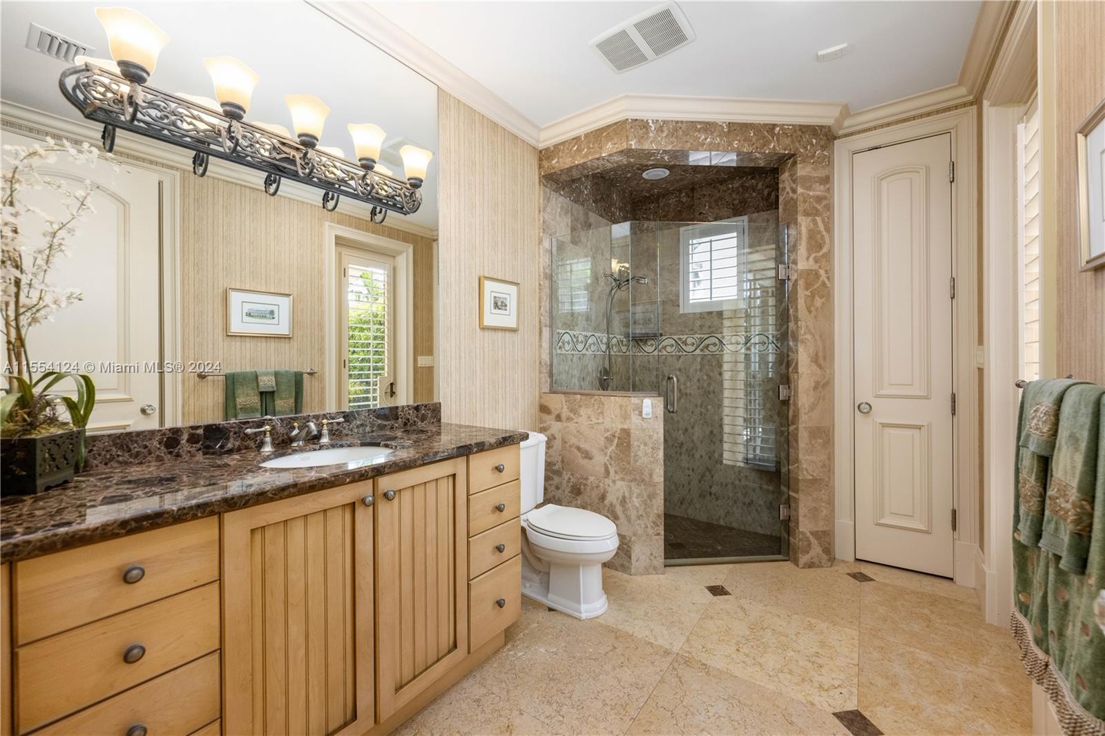 67 Royal Palm Dr, Fort Lauderdale, Florida 33301, 7 Bedrooms Bedrooms, ,6 BathroomsBathrooms,Residential,For Sale,67 Royal Palm Dr,A11554124