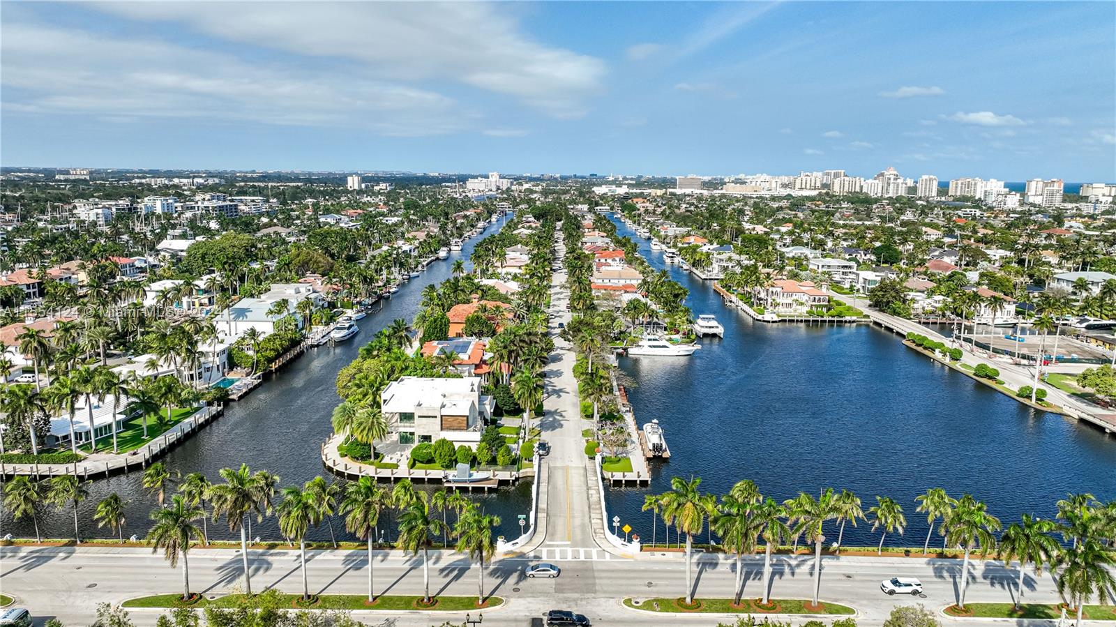 67 Royal Palm Dr, Fort Lauderdale, Florida 33301, 7 Bedrooms Bedrooms, ,6 BathroomsBathrooms,Residential,For Sale,67 Royal Palm Dr,A11554124
