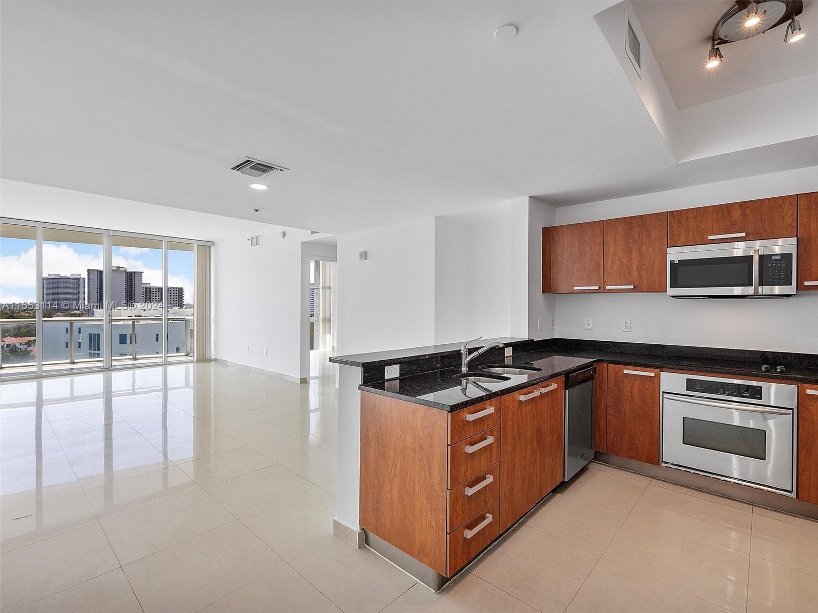 3131 NE 188th St 2-1109, Aventura, Florida 33180, 2 Bedrooms Bedrooms, ,2 BathroomsBathrooms,Residential,For Sale,3131 NE 188th St 2-1109,A11553114