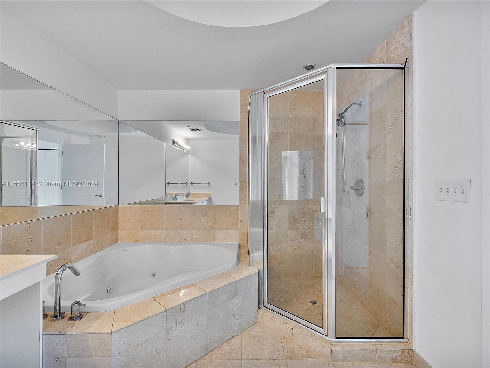 3131 NE 188th St 2-1109, Aventura, Florida 33180, 2 Bedrooms Bedrooms, ,2 BathroomsBathrooms,Residential,For Sale,3131 NE 188th St 2-1109,A11553114