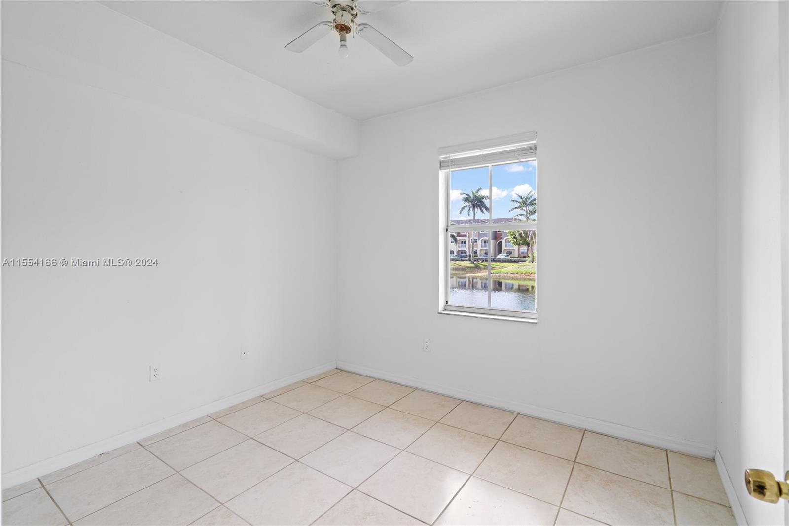 10850 NW 89th Ter 102-5, Doral, Florida 33178, 3 Bedrooms Bedrooms, ,2 BathroomsBathrooms,Residential,For Sale,10850 NW 89th Ter 102-5,A11554166