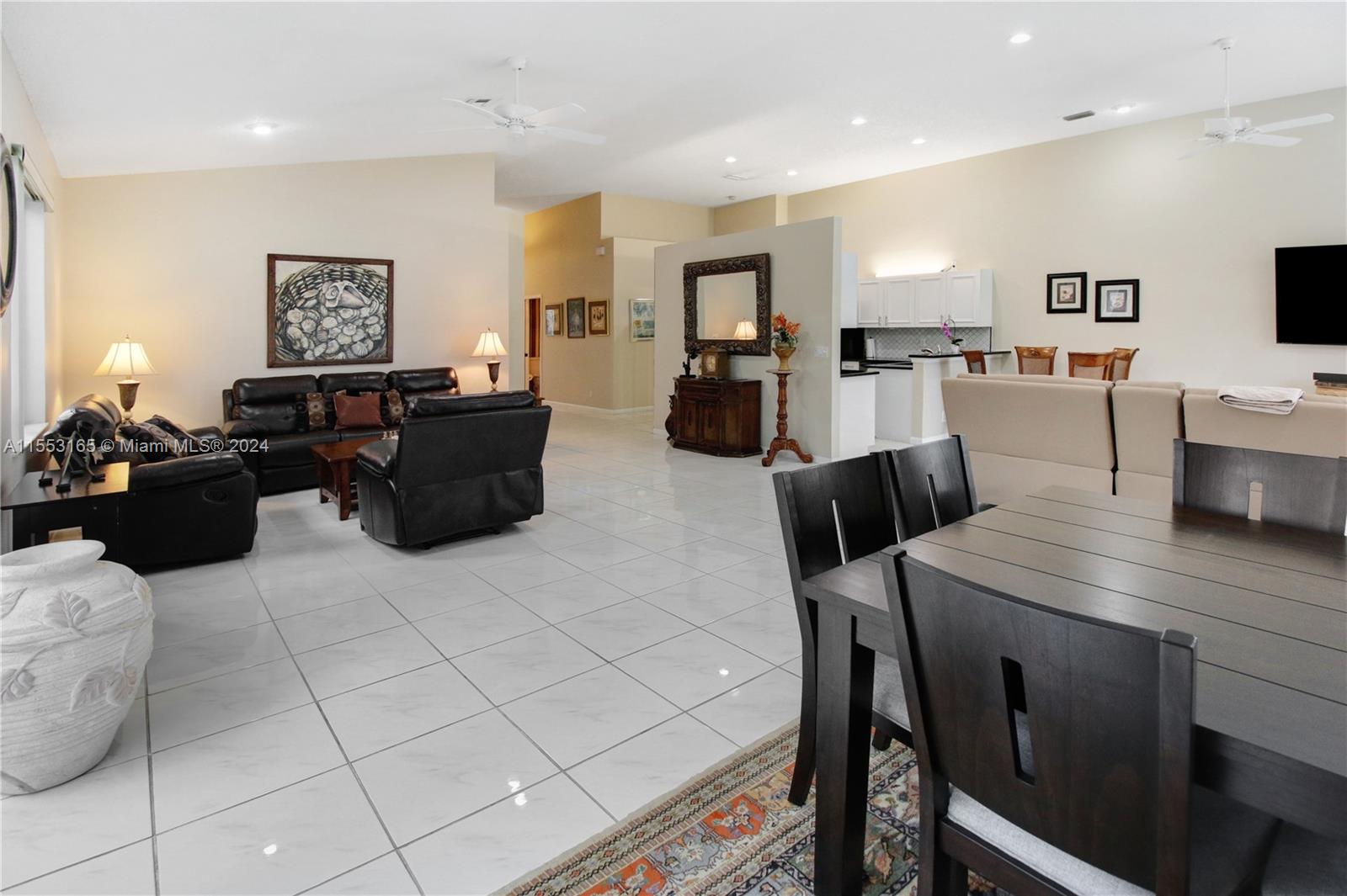 7671 NW 87th Ter, Tamarac, Florida 33321, 3 Bedrooms Bedrooms, ,2 BathroomsBathrooms,Residential,For Sale,7671 NW 87th Ter,A11553165