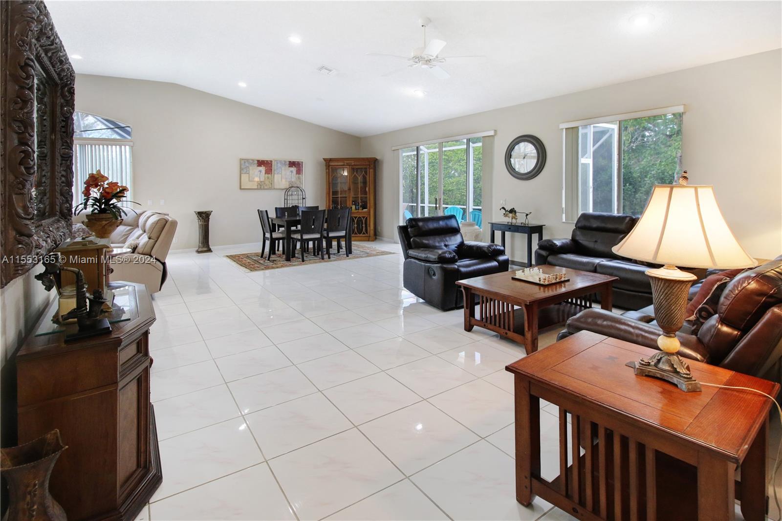 7671 NW 87th Ter, Tamarac, Florida 33321, 3 Bedrooms Bedrooms, ,2 BathroomsBathrooms,Residential,For Sale,7671 NW 87th Ter,A11553165