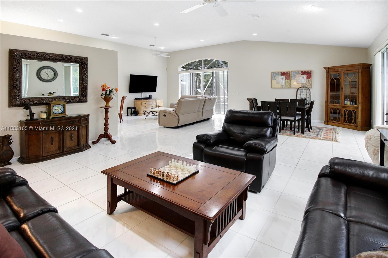 7671 NW 87th Ter, Tamarac, Florida 33321, 3 Bedrooms Bedrooms, ,2 BathroomsBathrooms,Residential,For Sale,7671 NW 87th Ter,A11553165