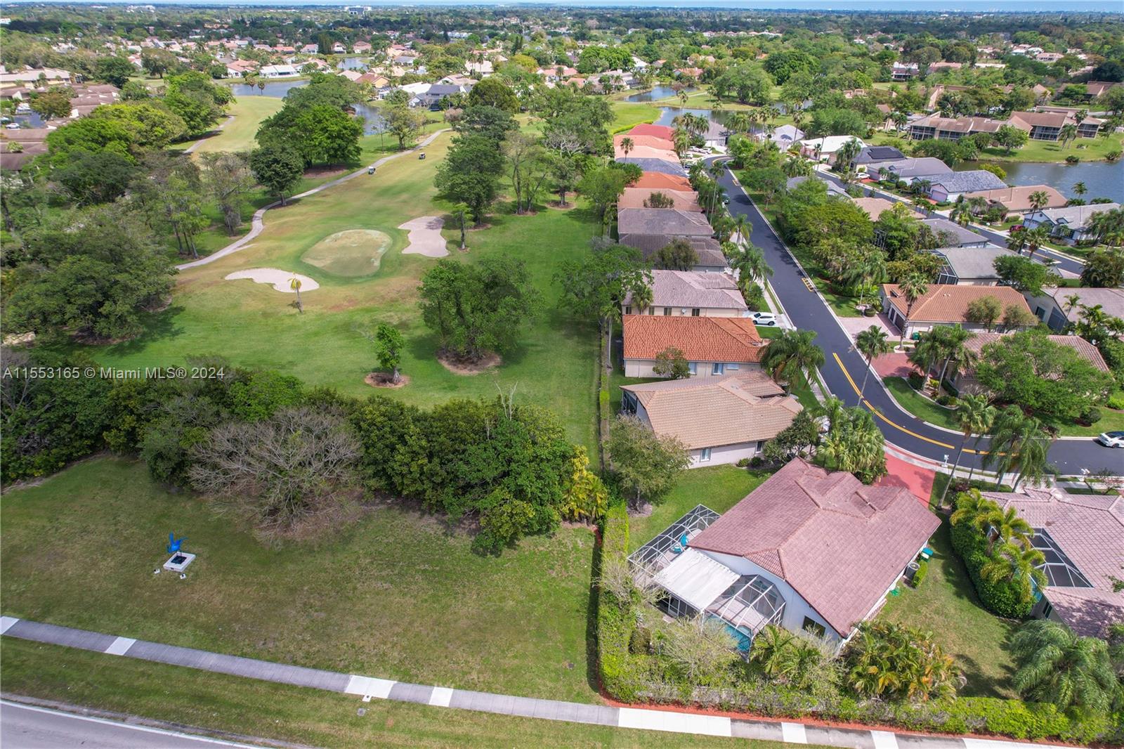 7671 NW 87th Ter, Tamarac, Florida 33321, 3 Bedrooms Bedrooms, ,2 BathroomsBathrooms,Residential,For Sale,7671 NW 87th Ter,A11553165