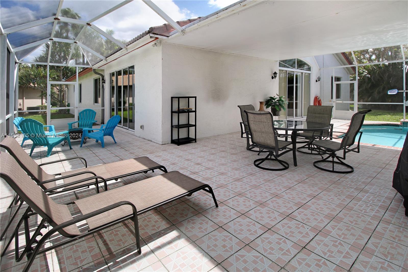 7671 NW 87th Ter, Tamarac, Florida 33321, 3 Bedrooms Bedrooms, ,2 BathroomsBathrooms,Residential,For Sale,7671 NW 87th Ter,A11553165