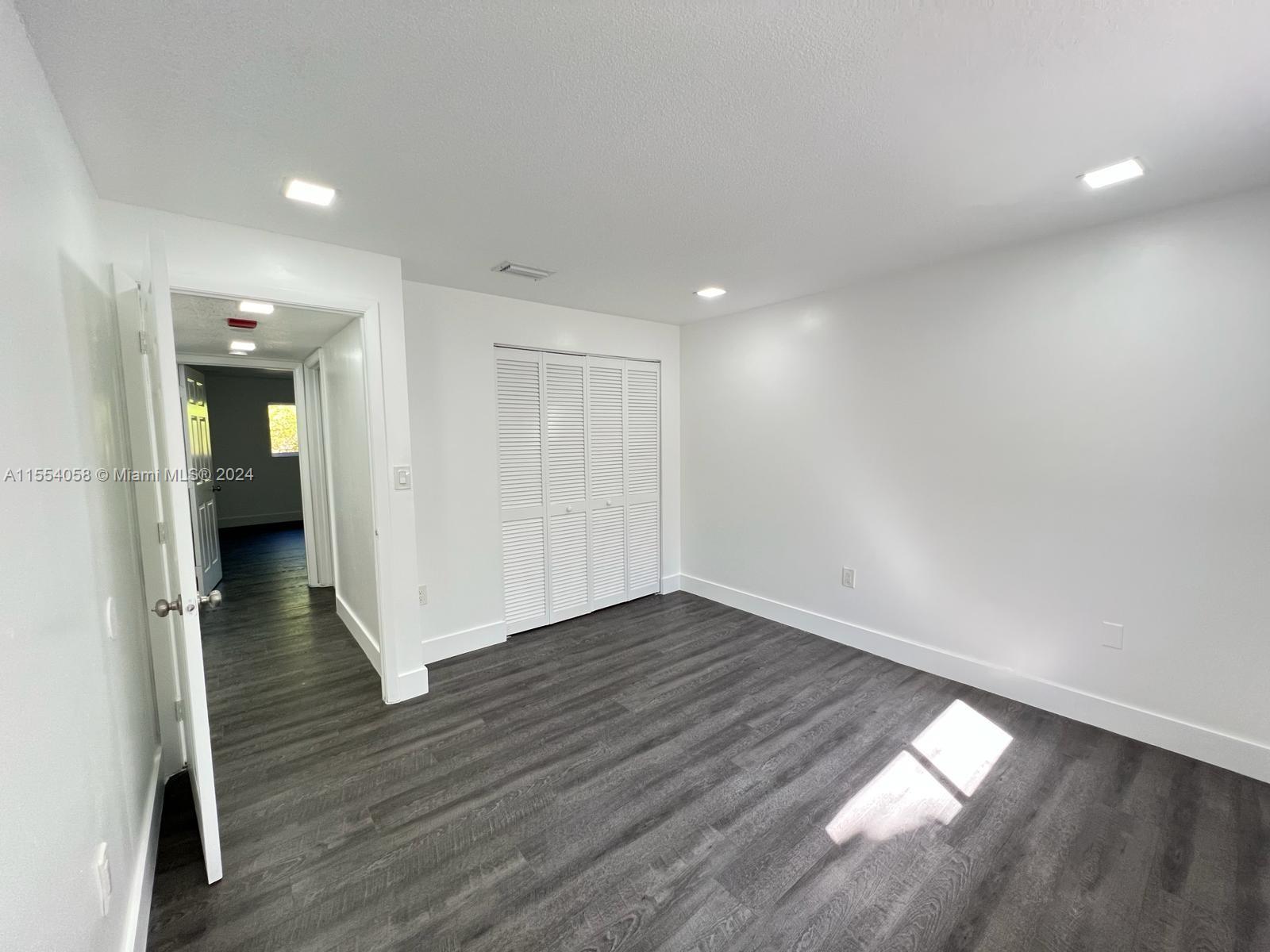 14901 SW 82nd Ter 1-205, Miami, Florida 33193, 2 Bedrooms Bedrooms, ,1 BathroomBathrooms,Residentiallease,For Rent,14901 SW 82nd Ter 1-205,A11554058