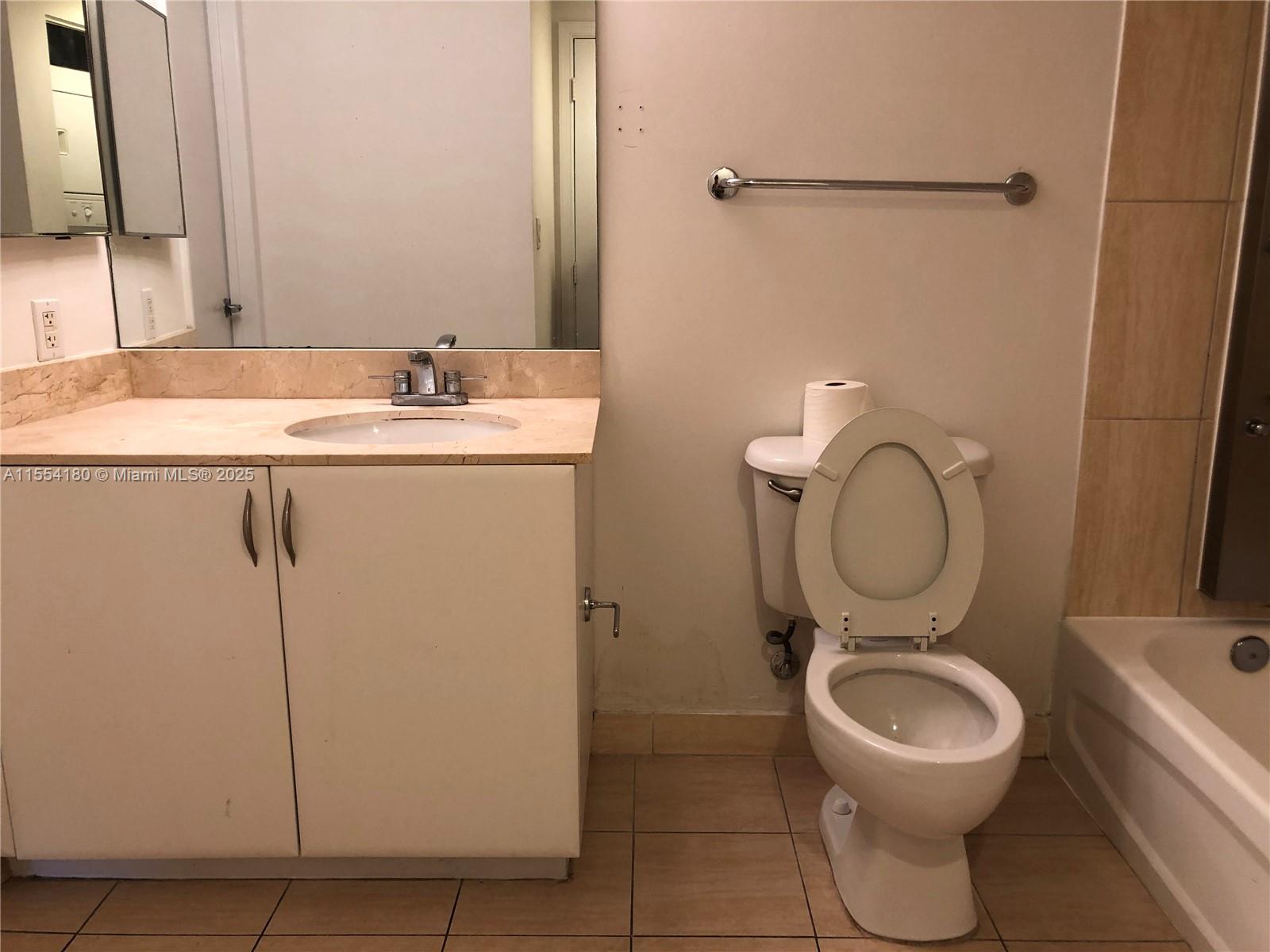 1750 N Bayshore Dr 1612, Miami, Florida 33132, 1 Bedroom Bedrooms, ,1 BathroomBathrooms,Residential,For Sale,1750 N Bayshore Dr 1612,A11554180
