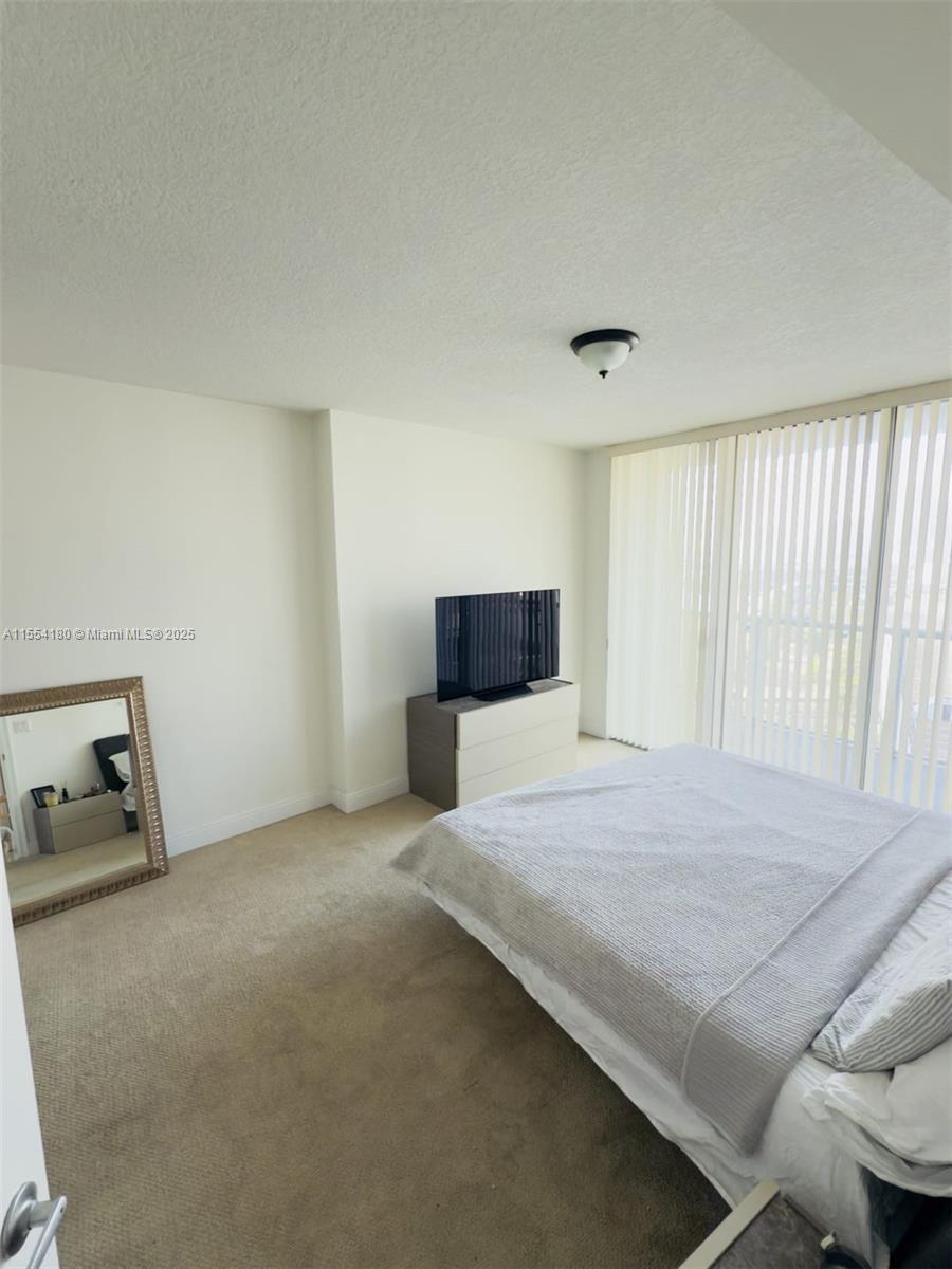 1750 N Bayshore Dr 1612, Miami, Florida 33132, 1 Bedroom Bedrooms, ,1 BathroomBathrooms,Residential,For Sale,1750 N Bayshore Dr 1612,A11554180