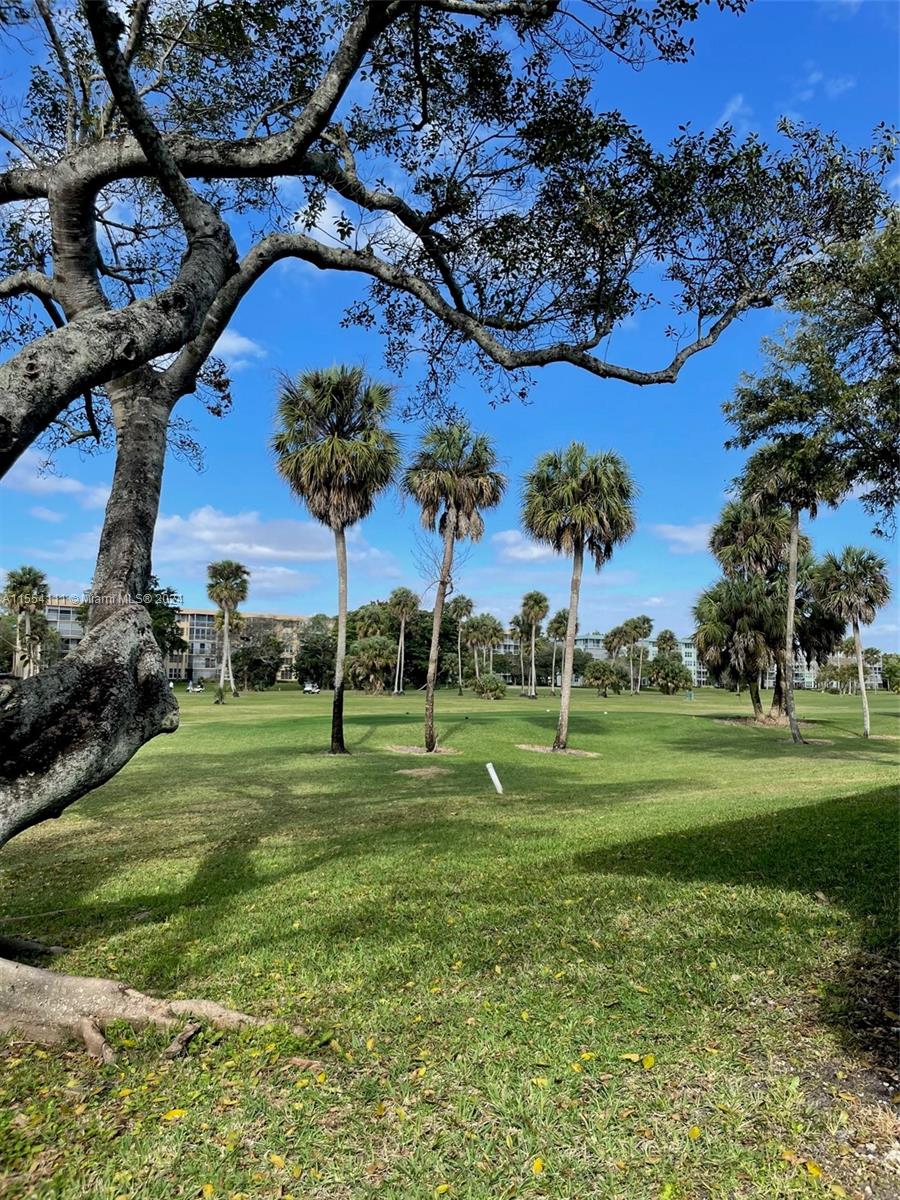 907 Cypress Ter 206, Pompano Beach, Florida 33069, 3 Bedrooms Bedrooms, ,2 BathroomsBathrooms,Residential,For Sale,907 Cypress Ter 206,A11554111