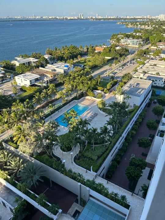 1000 Venetian Way 810, Miami Beach, Florida 33139, 1 Bedroom Bedrooms, ,1 BathroomBathrooms,Residential,For Sale,1000 Venetian Way 810,A11552997