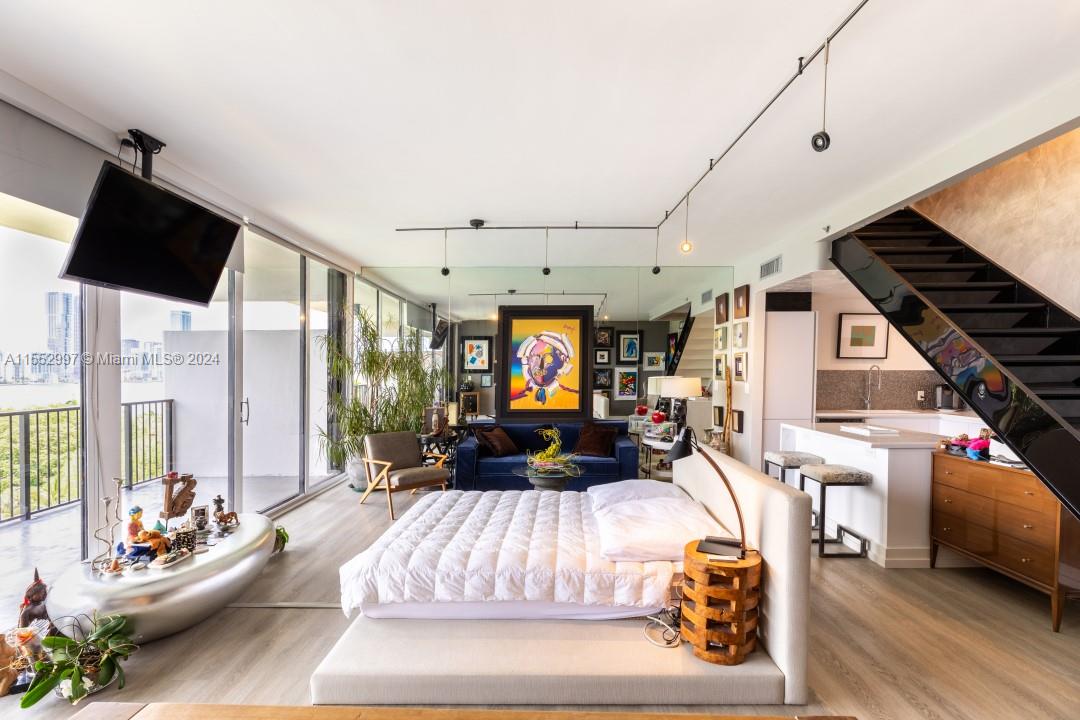 1000 Venetian Way 810, Miami Beach, Florida 33139, 1 Bedroom Bedrooms, ,1 BathroomBathrooms,Residential,For Sale,1000 Venetian Way 810,A11552997