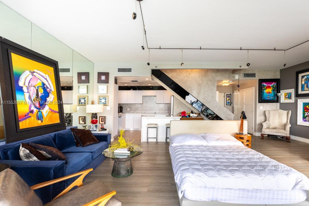 1000 Venetian Way 810, Miami Beach, Florida 33139, 1 Bedroom Bedrooms, ,1 BathroomBathrooms,Residential,For Sale,1000 Venetian Way 810,A11552997