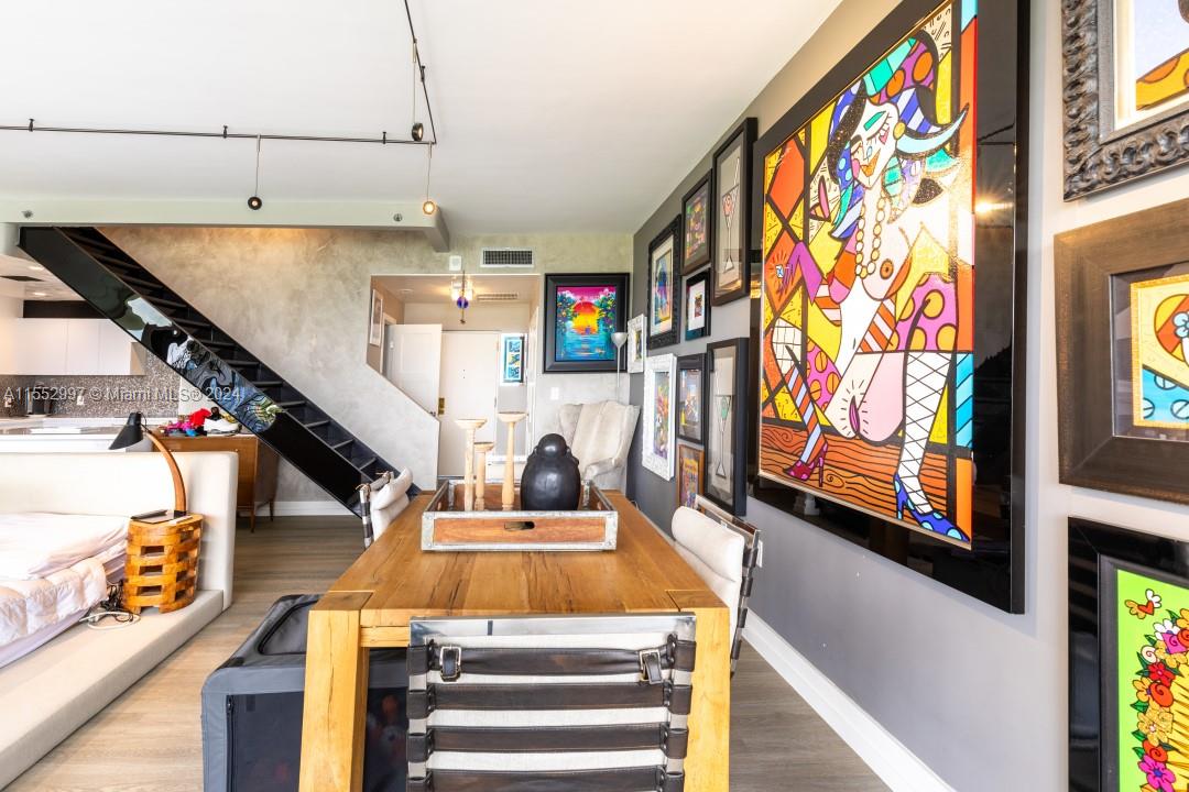 1000 Venetian Way 810, Miami Beach, Florida 33139, 1 Bedroom Bedrooms, ,1 BathroomBathrooms,Residential,For Sale,1000 Venetian Way 810,A11552997