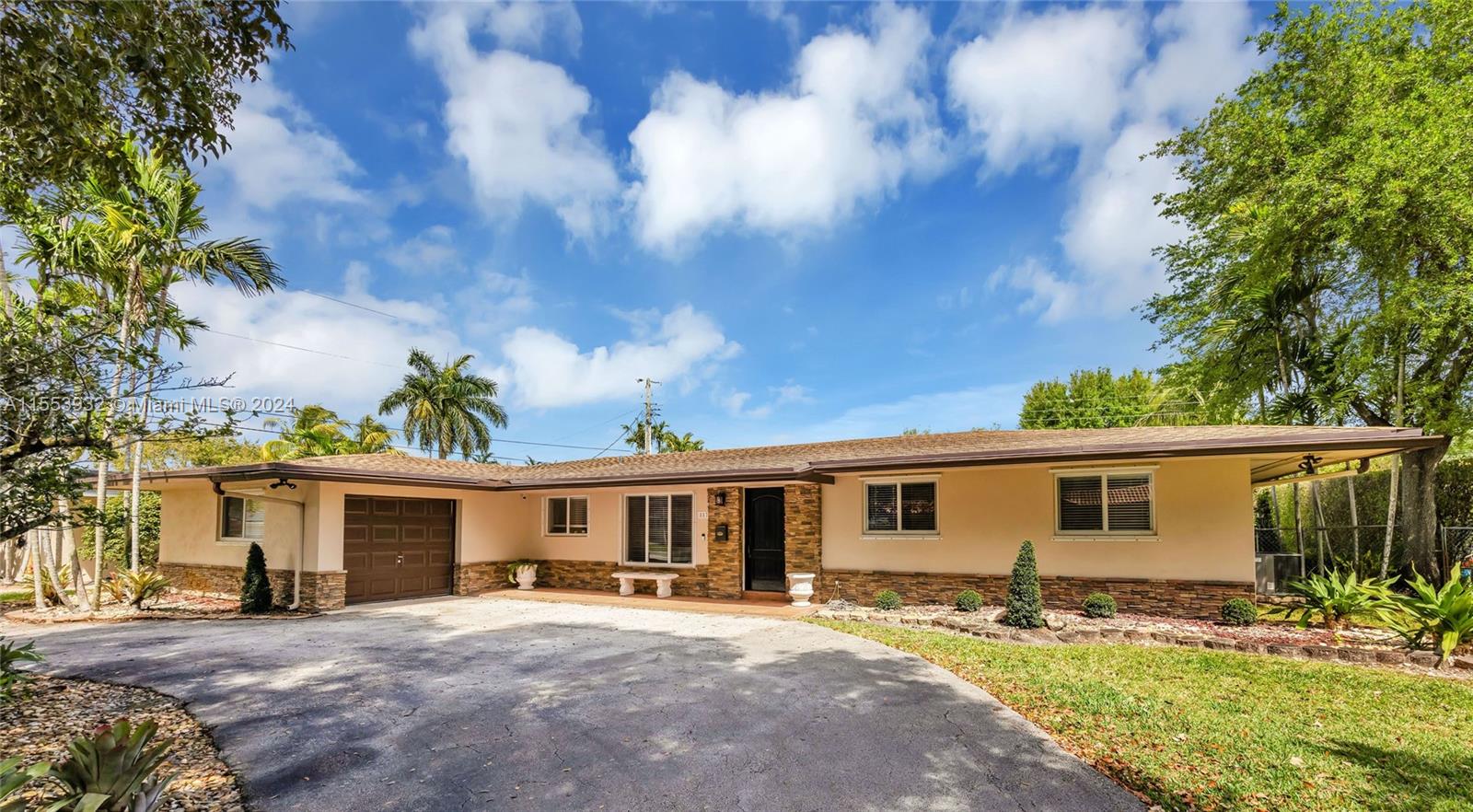 8871 SW 87th St  For Sale A11553932, FL