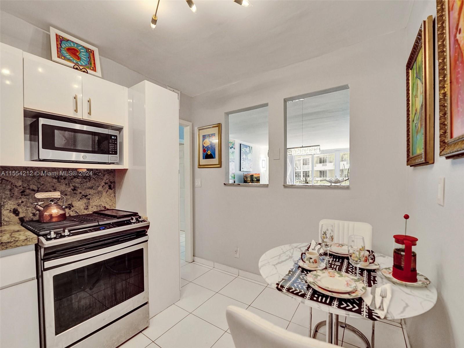 3140 S Ocean Dr 901, Hallandale Beach, Florida 33009, 1 Bedroom Bedrooms, ,1 BathroomBathrooms,Residential,For Sale,3140 S Ocean Dr 901,A11554212