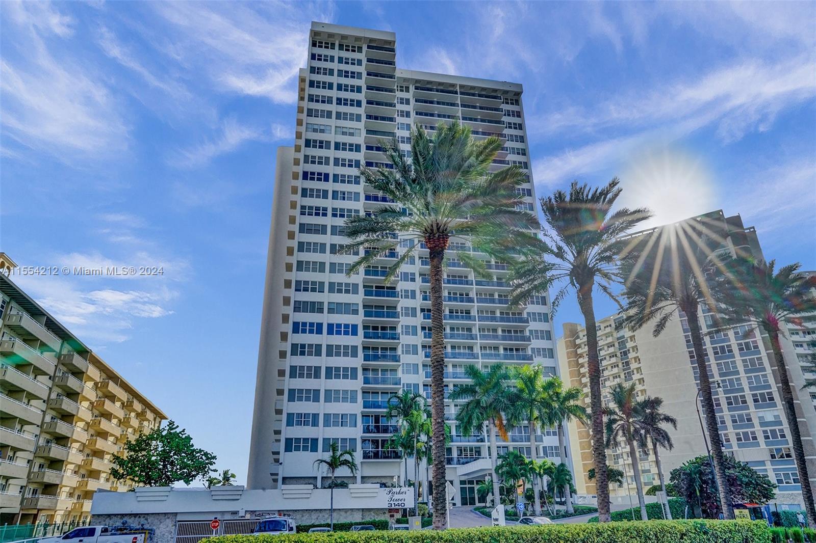 3140 S Ocean Dr 901, Hallandale Beach, Florida 33009, 1 Bedroom Bedrooms, ,1 BathroomBathrooms,Residential,For Sale,3140 S Ocean Dr 901,A11554212