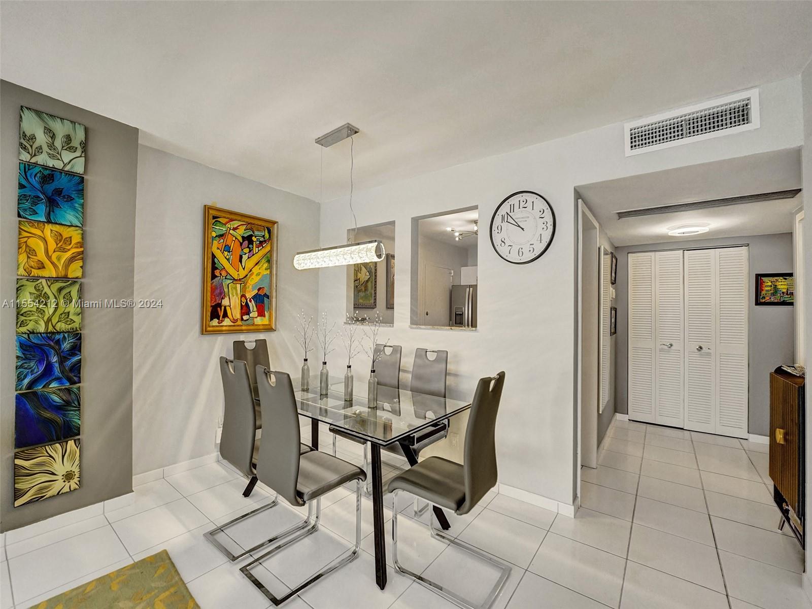 3140 S Ocean Dr 901, Hallandale Beach, Florida 33009, 1 Bedroom Bedrooms, ,1 BathroomBathrooms,Residential,For Sale,3140 S Ocean Dr 901,A11554212