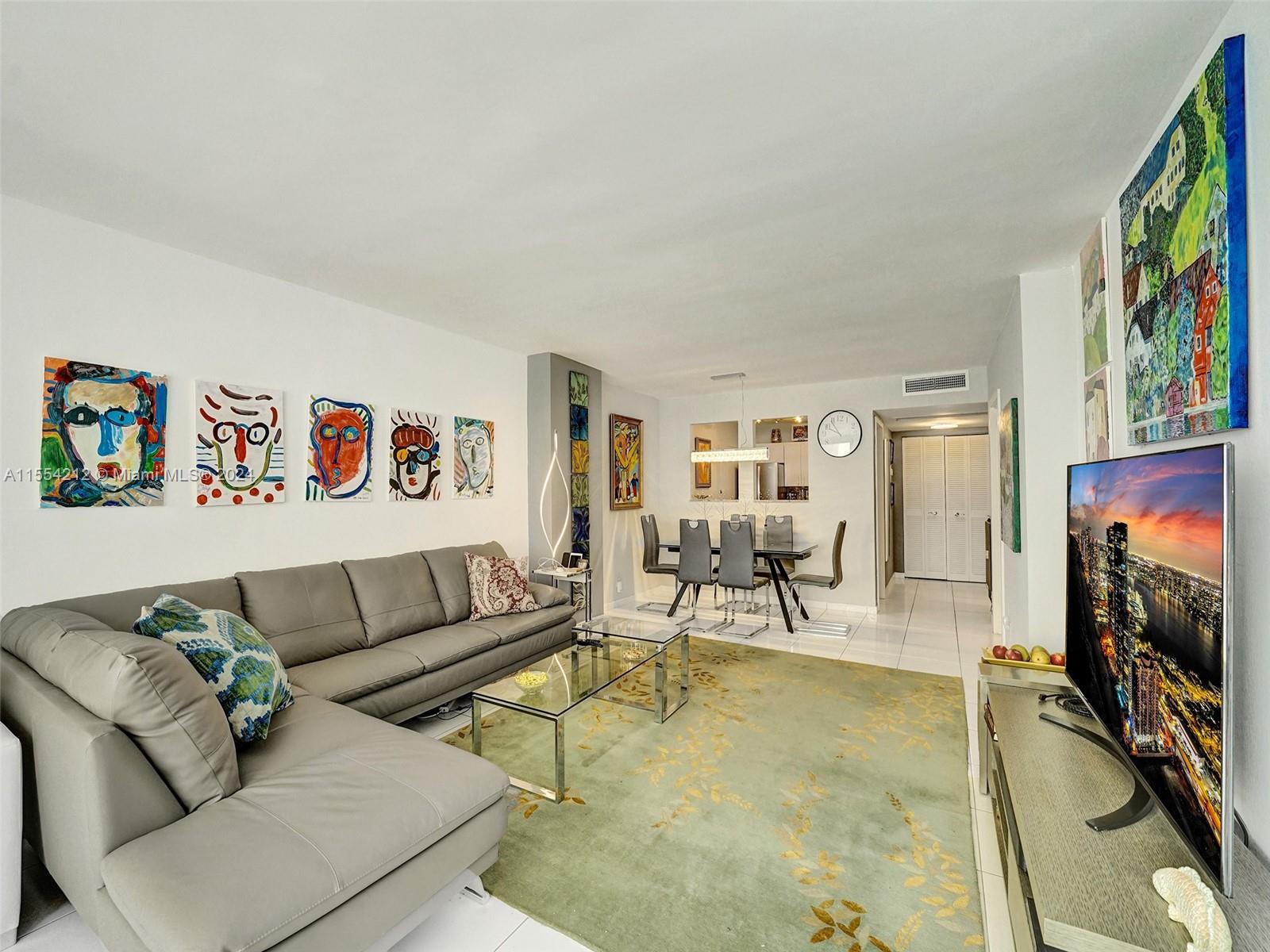 3140 S Ocean Dr 901, Hallandale Beach, Florida 33009, 1 Bedroom Bedrooms, ,1 BathroomBathrooms,Residential,For Sale,3140 S Ocean Dr 901,A11554212