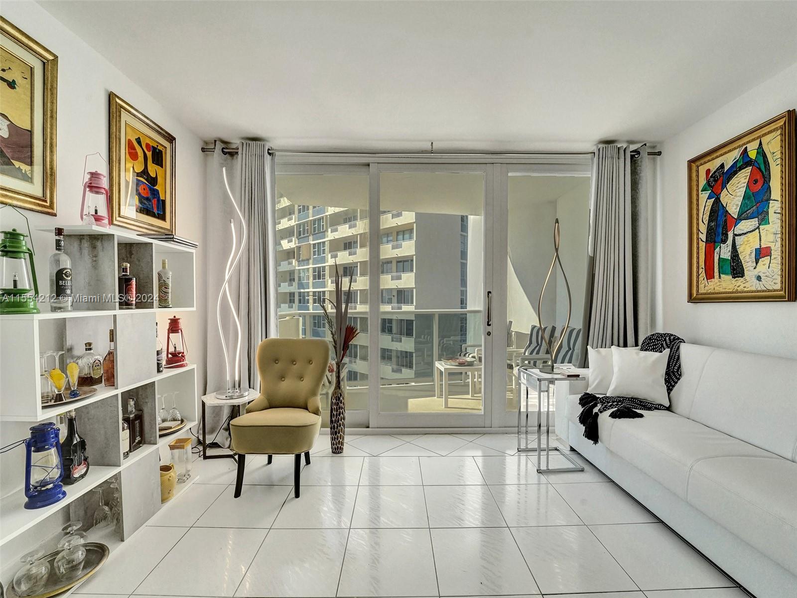 3140 S Ocean Dr 901, Hallandale Beach, Florida 33009, 1 Bedroom Bedrooms, ,1 BathroomBathrooms,Residential,For Sale,3140 S Ocean Dr 901,A11554212