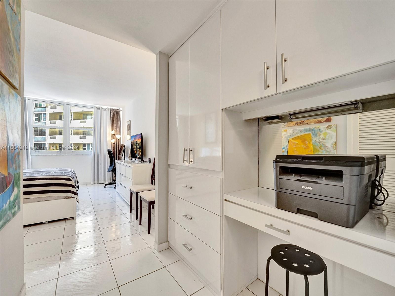 3140 S Ocean Dr 901, Hallandale Beach, Florida 33009, 1 Bedroom Bedrooms, ,1 BathroomBathrooms,Residential,For Sale,3140 S Ocean Dr 901,A11554212