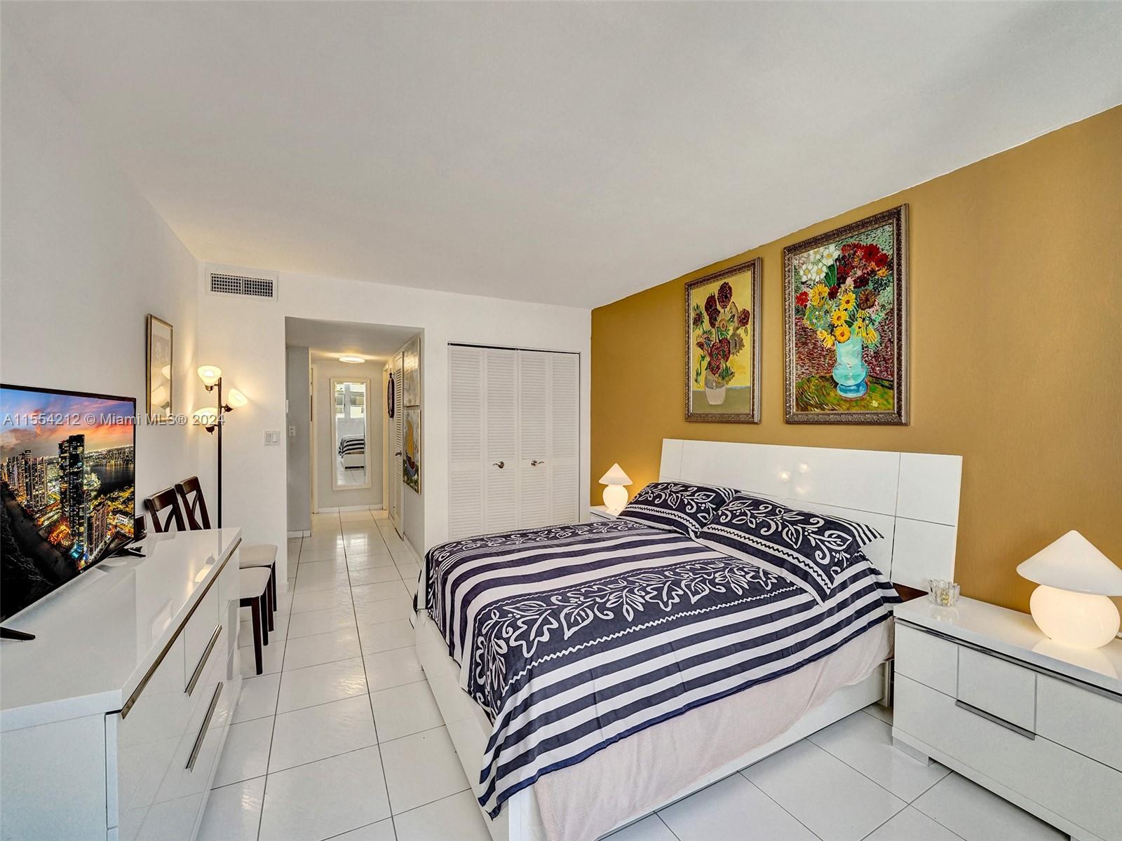 3140 S Ocean Dr 901, Hallandale Beach, Florida 33009, 1 Bedroom Bedrooms, ,1 BathroomBathrooms,Residential,For Sale,3140 S Ocean Dr 901,A11554212