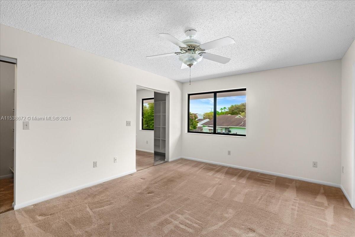 1672 N Goldeneye Ln, Homestead, Florida 33035, 4 Bedrooms Bedrooms, ,3 BathroomsBathrooms,Residential,For Sale,1672 N Goldeneye Ln,A11538672