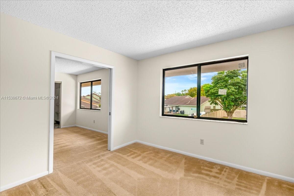 1672 N Goldeneye Ln, Homestead, Florida 33035, 4 Bedrooms Bedrooms, ,3 BathroomsBathrooms,Residential,For Sale,1672 N Goldeneye Ln,A11538672