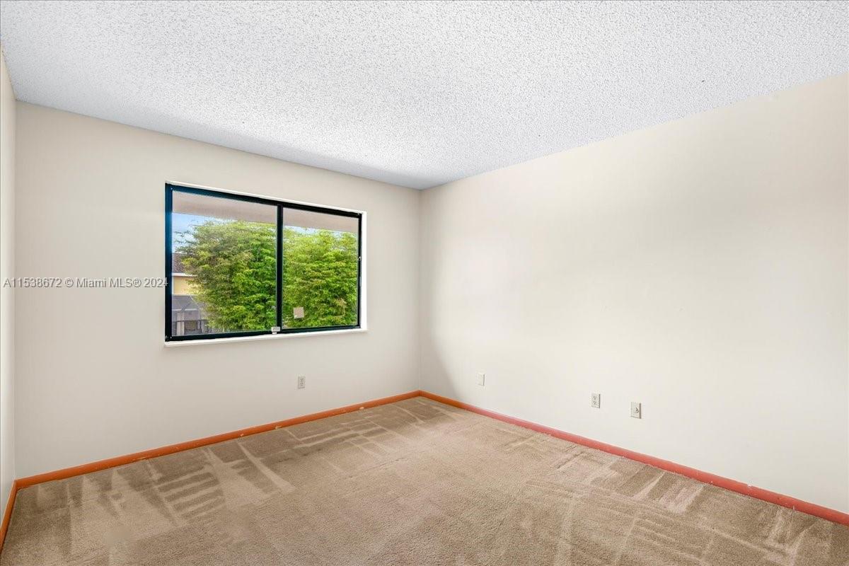 1672 N Goldeneye Ln, Homestead, Florida 33035, 4 Bedrooms Bedrooms, ,3 BathroomsBathrooms,Residential,For Sale,1672 N Goldeneye Ln,A11538672