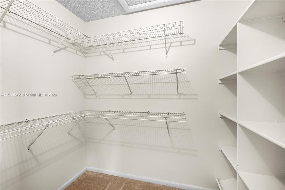 1672 N Goldeneye Ln, Homestead, Florida 33035, 4 Bedrooms Bedrooms, ,3 BathroomsBathrooms,Residential,For Sale,1672 N Goldeneye Ln,A11538672