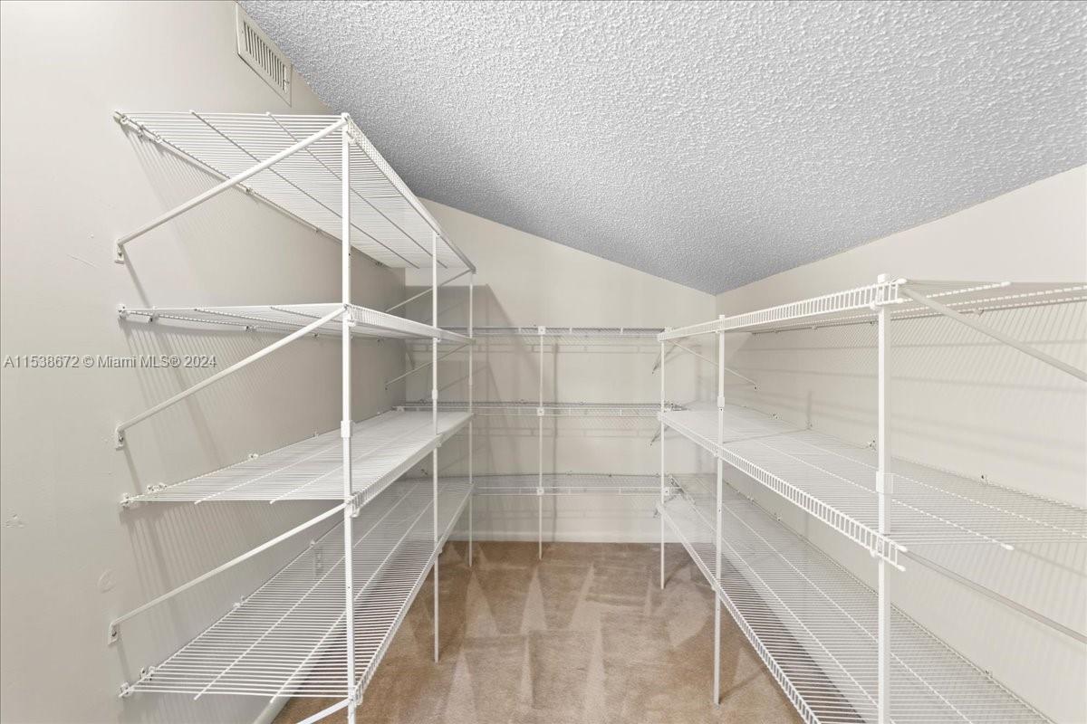 1672 N Goldeneye Ln, Homestead, Florida 33035, 4 Bedrooms Bedrooms, ,3 BathroomsBathrooms,Residential,For Sale,1672 N Goldeneye Ln,A11538672