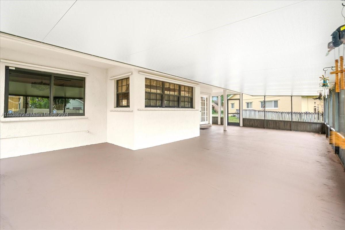 1672 N Goldeneye Ln, Homestead, Florida 33035, 4 Bedrooms Bedrooms, ,3 BathroomsBathrooms,Residential,For Sale,1672 N Goldeneye Ln,A11538672