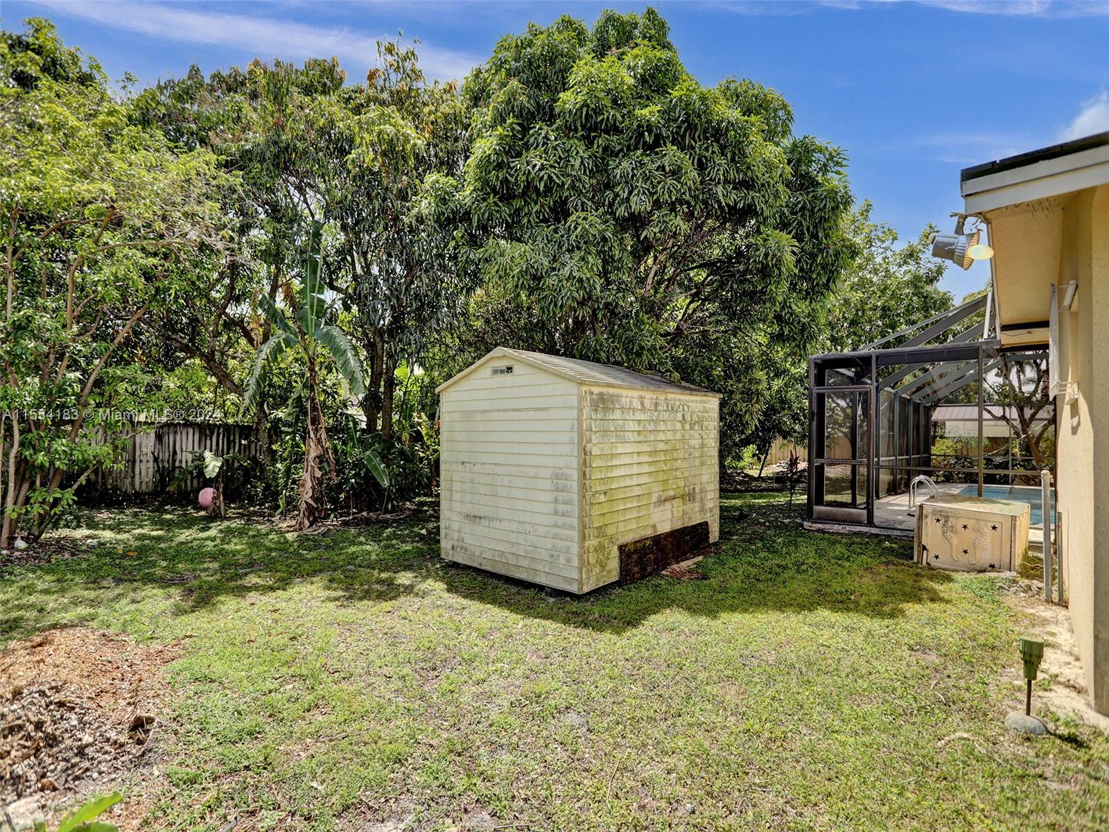 9600 SW 147th St, Miami, Florida 33176, 4 Bedrooms Bedrooms, 1 Room Rooms,2 BathroomsBathrooms,Residential,For Sale,9600 SW 147th St,A11554183