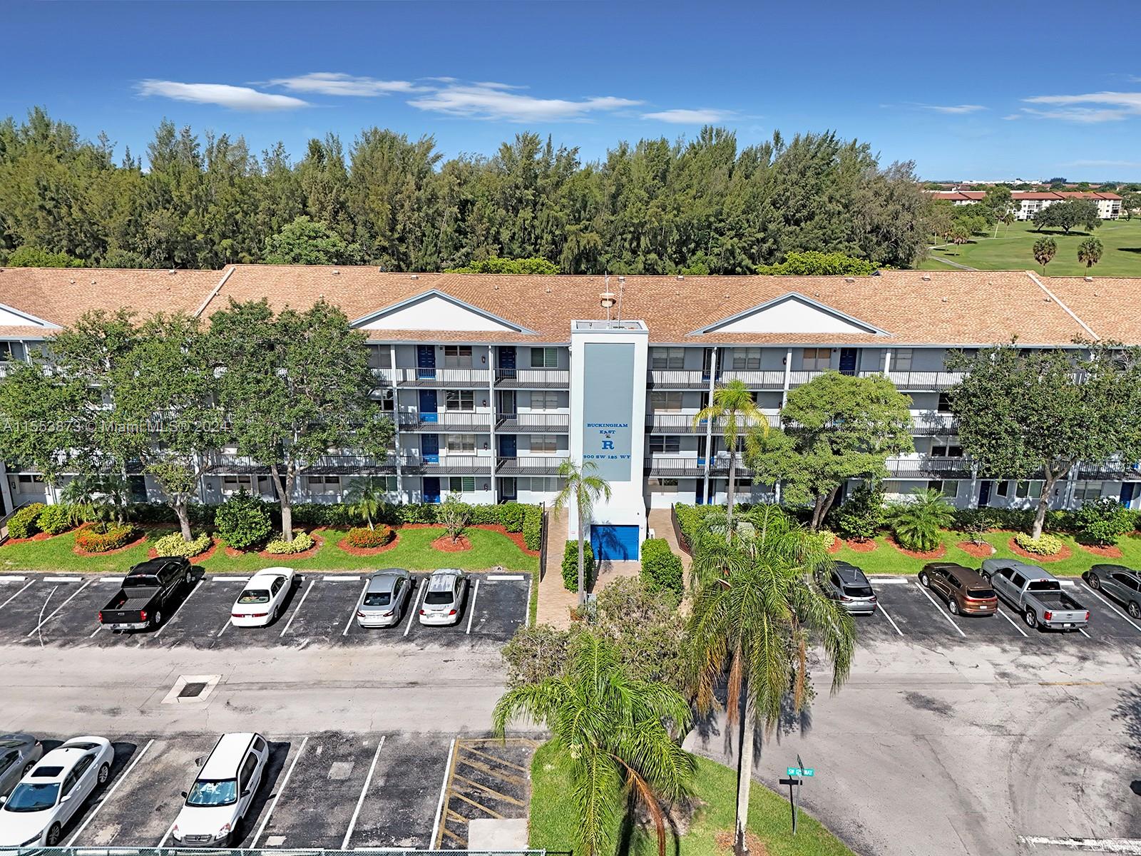 900 SW 125th Way 304R, Pembroke Pines, Florida 33027, 2 Bedrooms Bedrooms, ,2 BathroomsBathrooms,Residential,For Sale,900 SW 125th Way 304R,A11553873