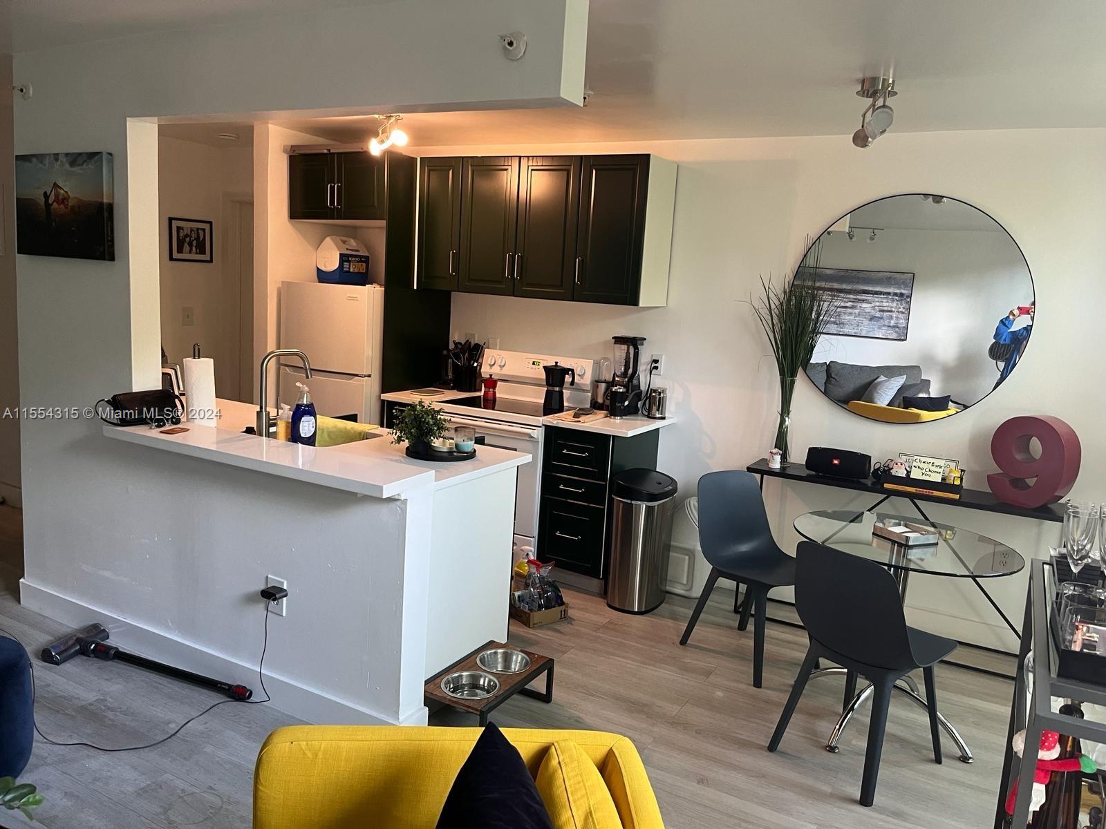 1688 West Ave G-06, Miami Beach, Florida 33139, 1 Bedroom Bedrooms, ,2 BathroomsBathrooms,Residential,For Sale,1688 West Ave G-06,A11554315