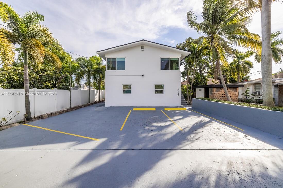 101 SW 4th Ave, Hallandale Beach, Florida 33009, ,Commercialsale,For Sale,101 SW 4th Ave,A11554321