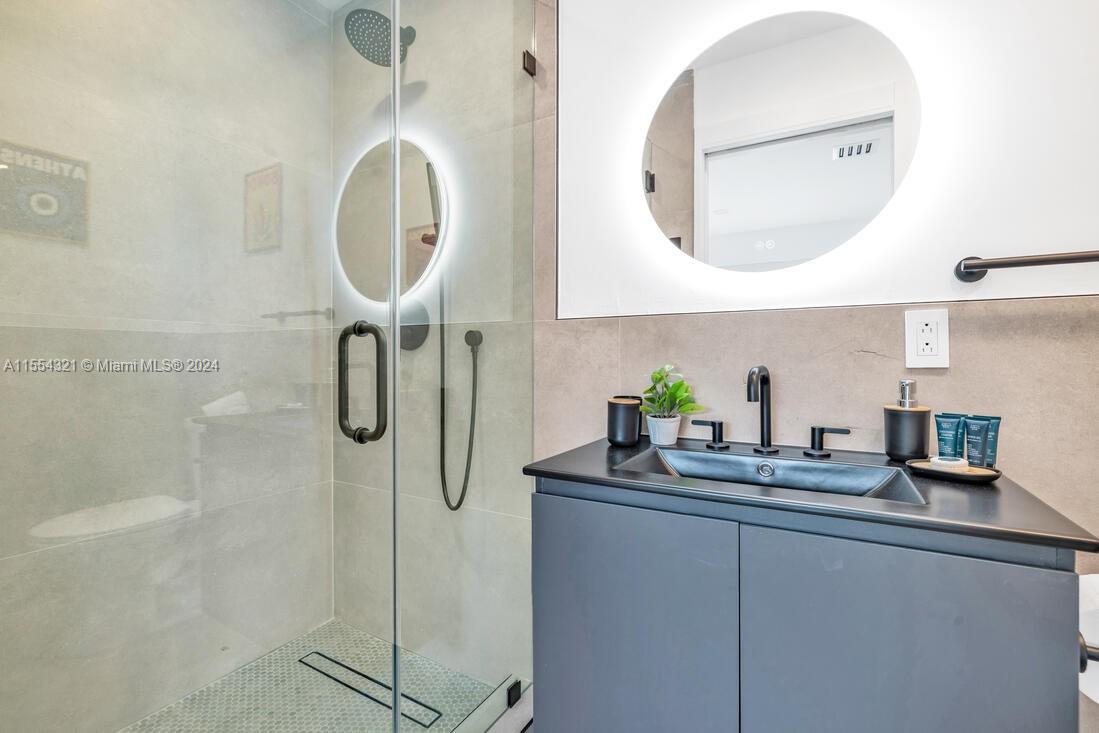 101 SW 4th Ave, Hallandale Beach, Florida 33009, ,Commercialsale,For Sale,101 SW 4th Ave,A11554321