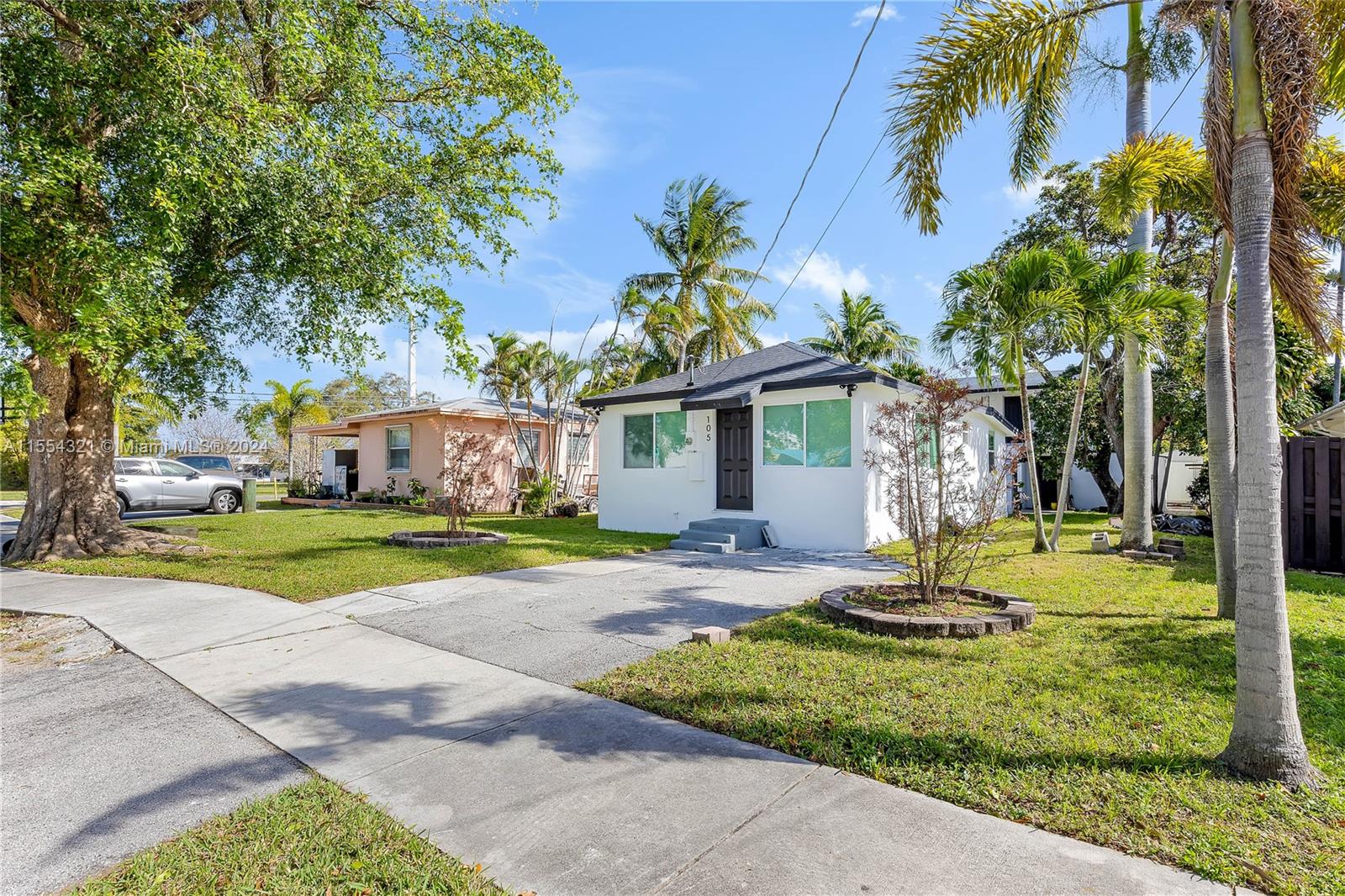 101 SW 4th Ave, Hallandale Beach, Florida 33009, ,Commercialsale,For Sale,101 SW 4th Ave,A11554321