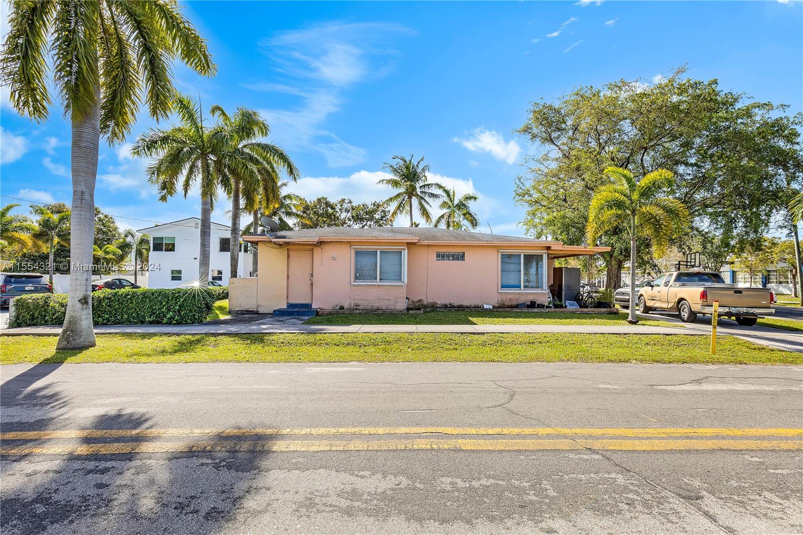 101 SW 4th Ave, Hallandale Beach, Florida 33009, ,Commercialsale,For Sale,101 SW 4th Ave,A11554321