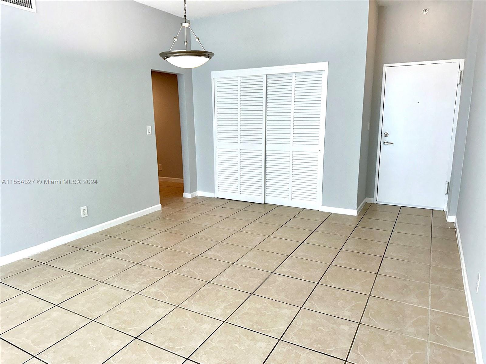 3001 S Ocean Dr 1619, Hollywood, Florida 33019, 1 Bedroom Bedrooms, ,1 BathroomBathrooms,Residential,For Sale,3001 S Ocean Dr 1619,A11554327