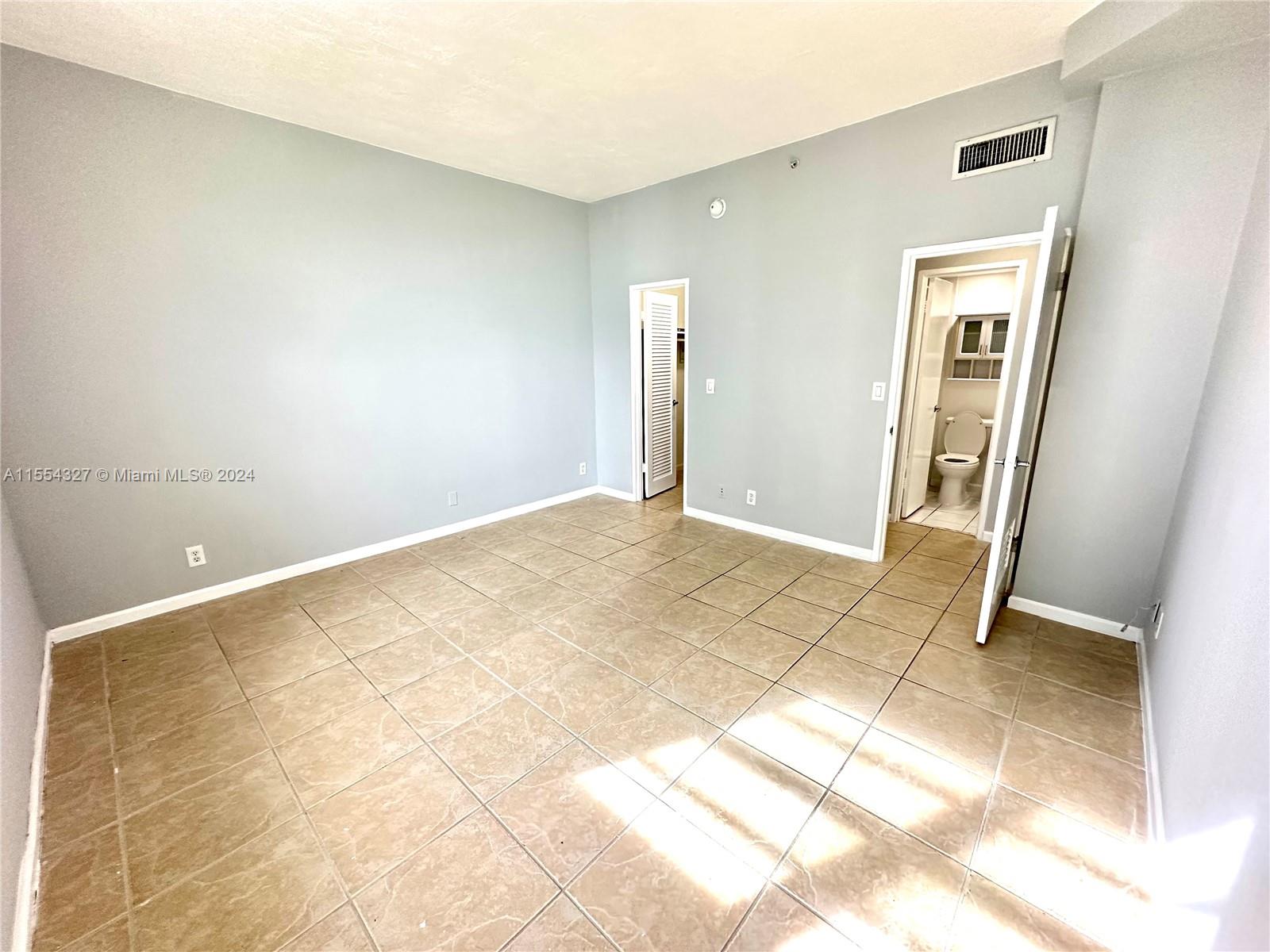 3001 S Ocean Dr 1619, Hollywood, Florida 33019, 1 Bedroom Bedrooms, ,1 BathroomBathrooms,Residential,For Sale,3001 S Ocean Dr 1619,A11554327