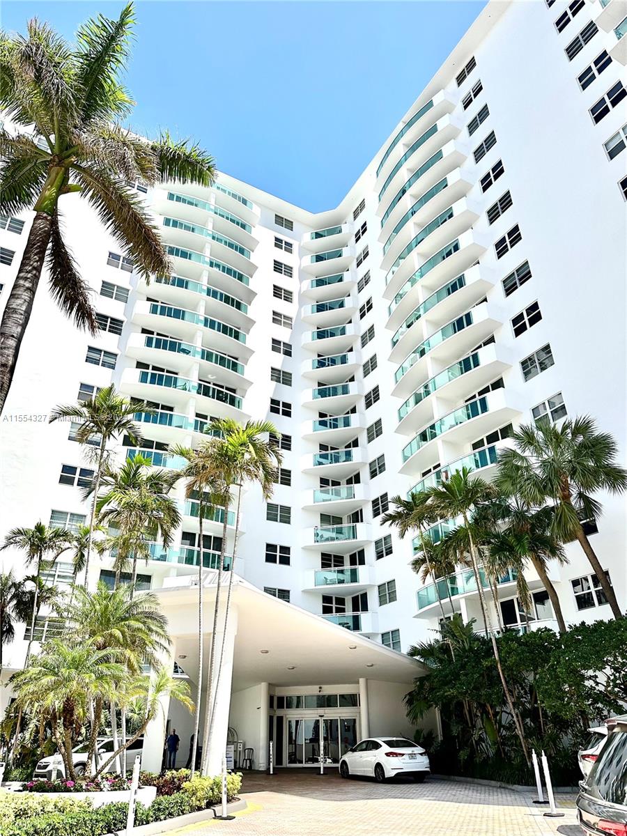 3001 S Ocean Dr 1619, Hollywood, Florida 33019, 1 Bedroom Bedrooms, ,1 BathroomBathrooms,Residential,For Sale,3001 S Ocean Dr 1619,A11554327