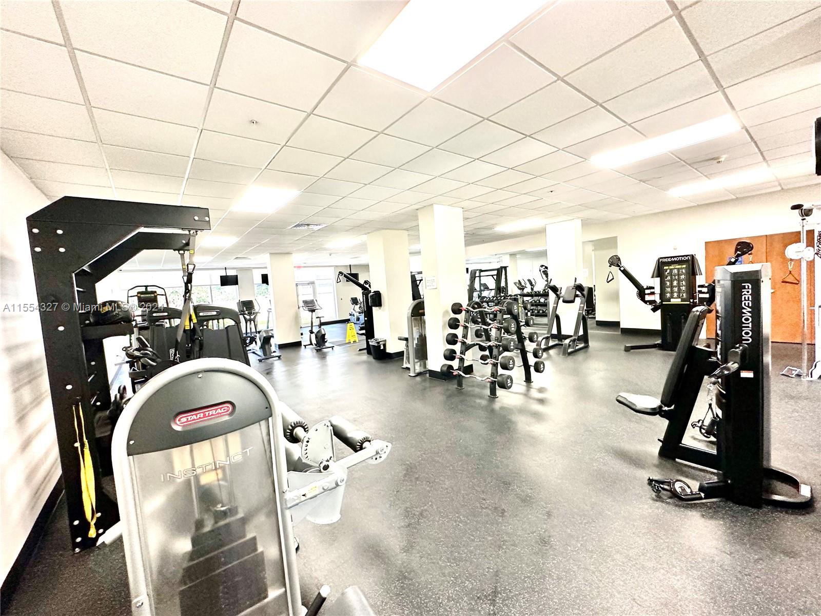 3001 S Ocean Dr 1619, Hollywood, Florida 33019, 1 Bedroom Bedrooms, ,1 BathroomBathrooms,Residential,For Sale,3001 S Ocean Dr 1619,A11554327