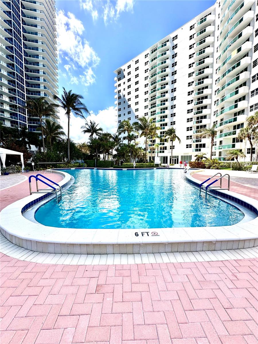 3001 S Ocean Dr 1619, Hollywood, Florida 33019, 1 Bedroom Bedrooms, ,1 BathroomBathrooms,Residential,For Sale,3001 S Ocean Dr 1619,A11554327