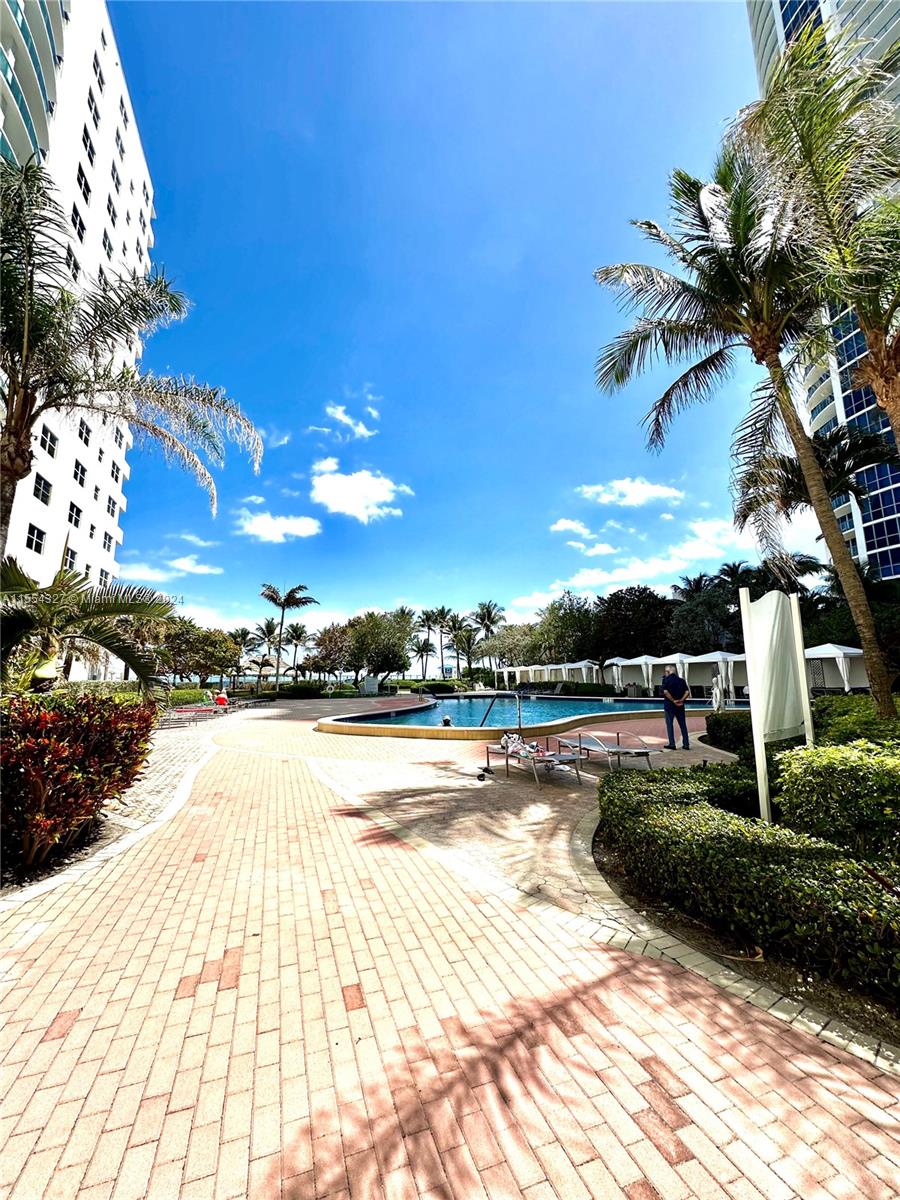 3001 S Ocean Dr 1619, Hollywood, Florida 33019, 1 Bedroom Bedrooms, ,1 BathroomBathrooms,Residential,For Sale,3001 S Ocean Dr 1619,A11554327