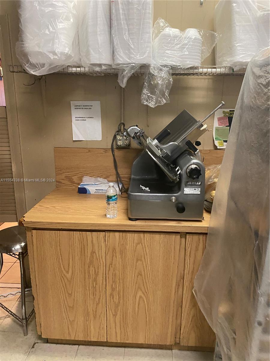 Miami, Florida 33126, ,Businessopportunity,For Sale,A11554338